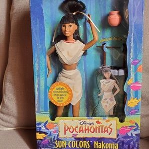 VINTAGE  1995 Disney Pocahontas SUN COLORS Namoka
